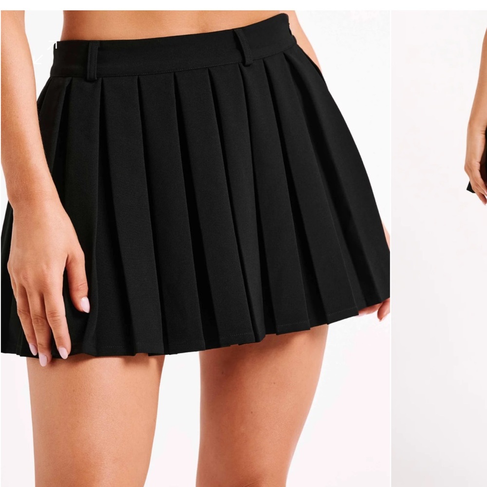 Meshki Mura Pleated Mini Skirt XS black
